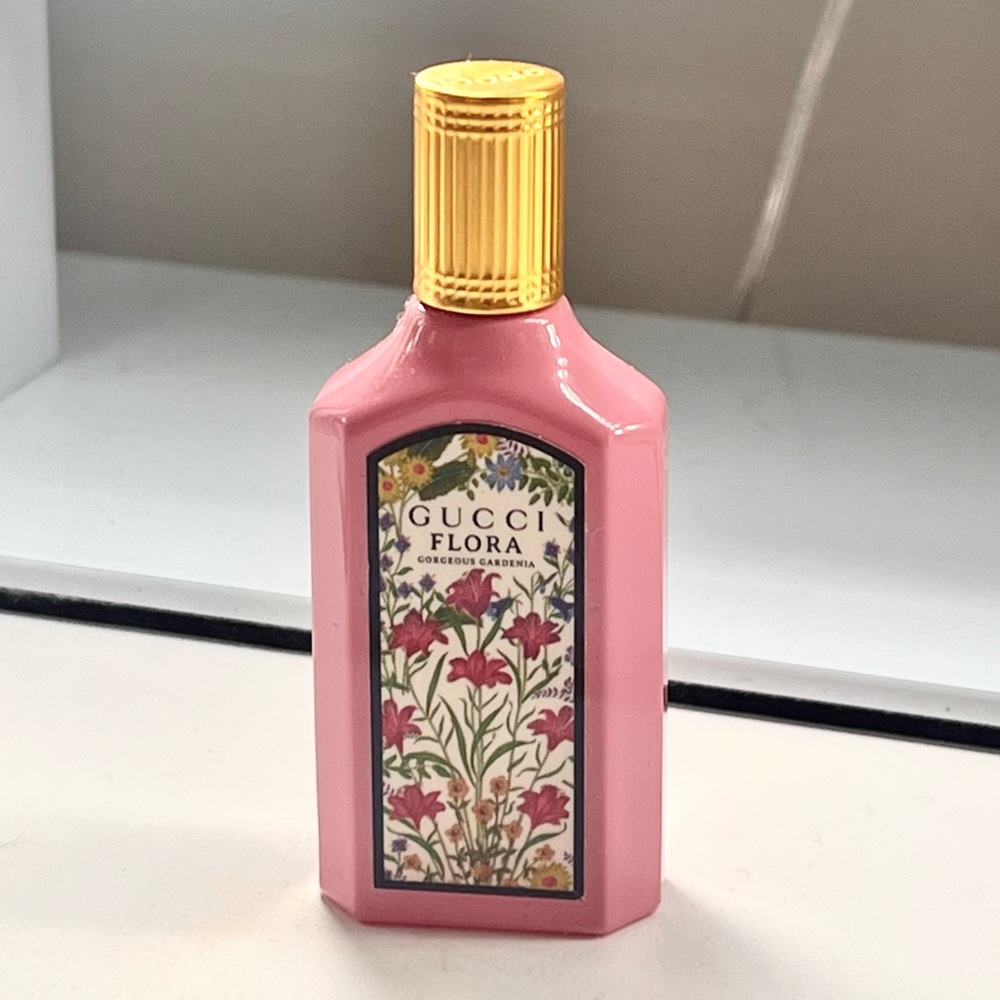 gucci flora gorgeous gardenia